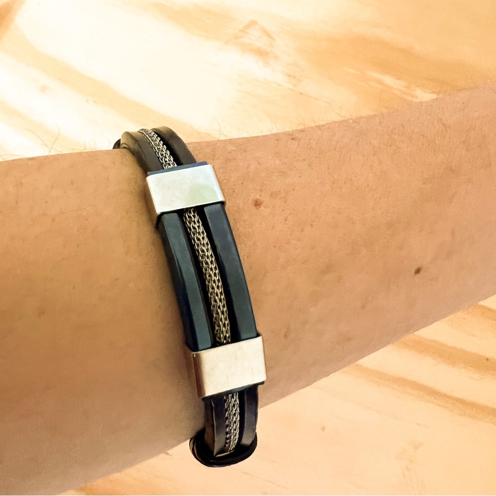 Men's Silicone Titanium‎ Steel Bracelet NWTO
